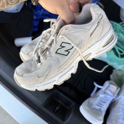 Free Women’s Shoes Size 6