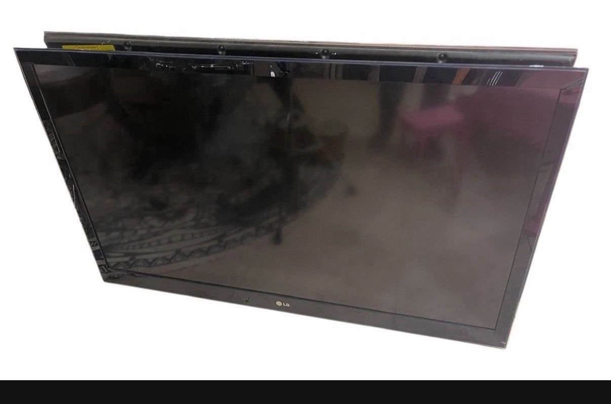 47 Inch LG LED LCD TV