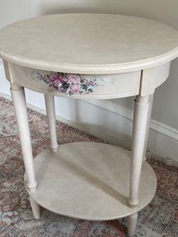 Oval side table
