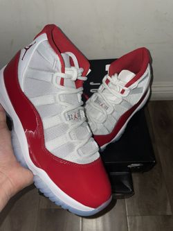 Jordan XI ( 11 ) Cherry Red 9M & 11M