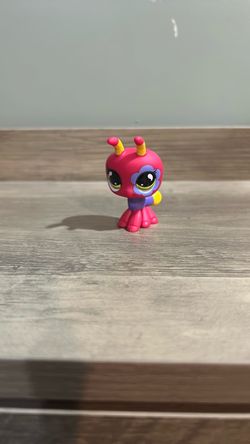 LPS Red Lightning-Bug