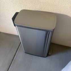 Trash Can
