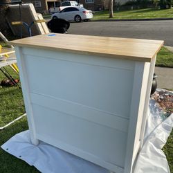 Cabinet With Drawer