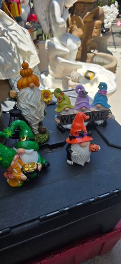 Gnome figurines