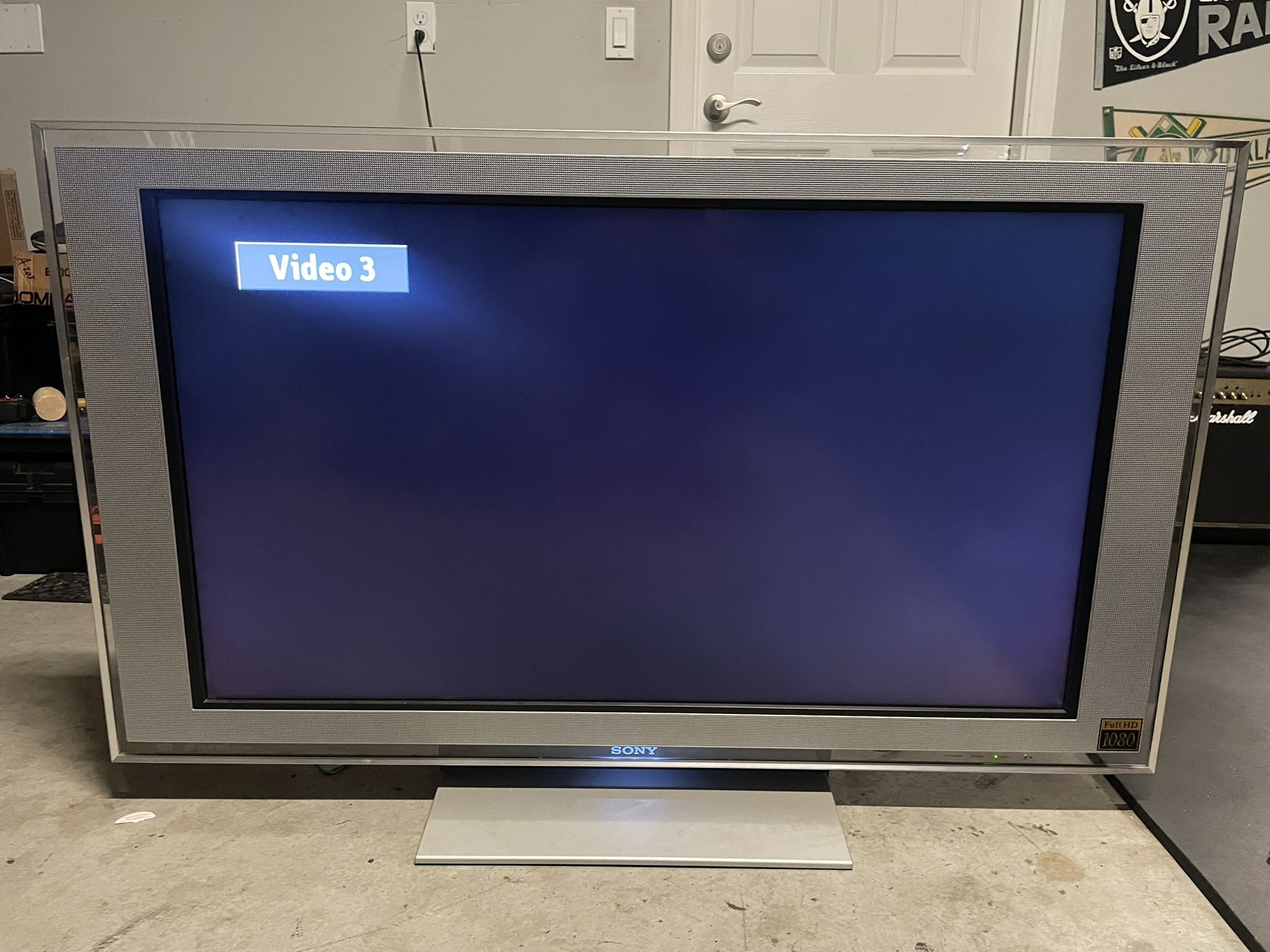 TV