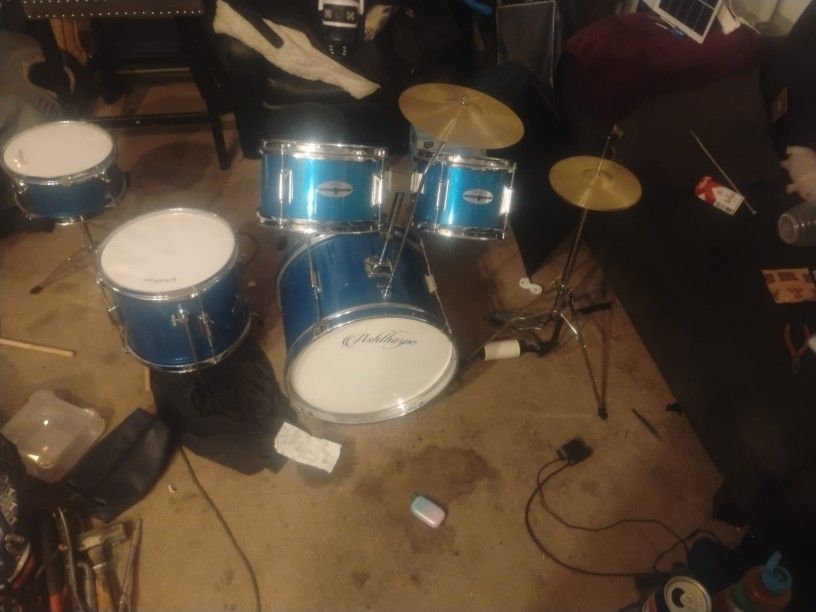 Ashthorpe Drum Set