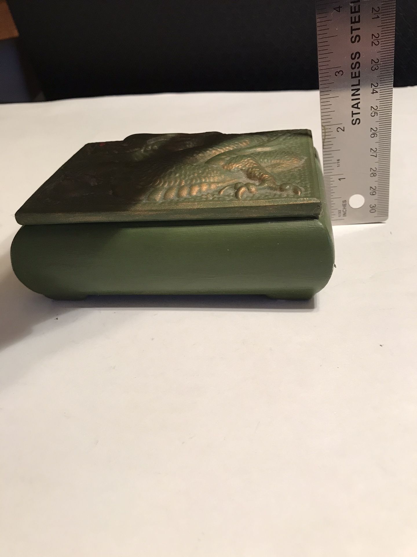 1980’s Vintage Jamar Mallory Green & Gold Ceramic Dragon Trinket Box