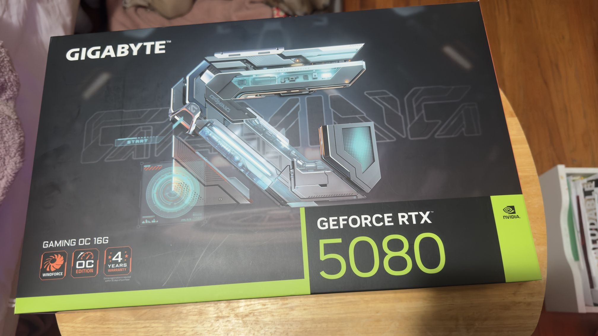 GeForce RTX 5080 Gigagyte