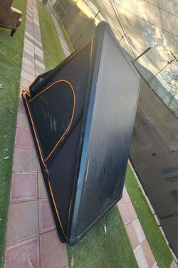 Hard Shell Rooftop