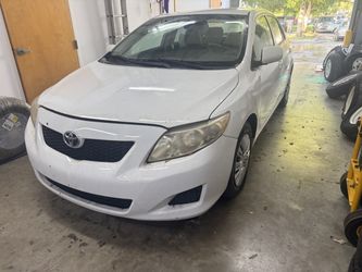 2010 TOYOTA COROLLA