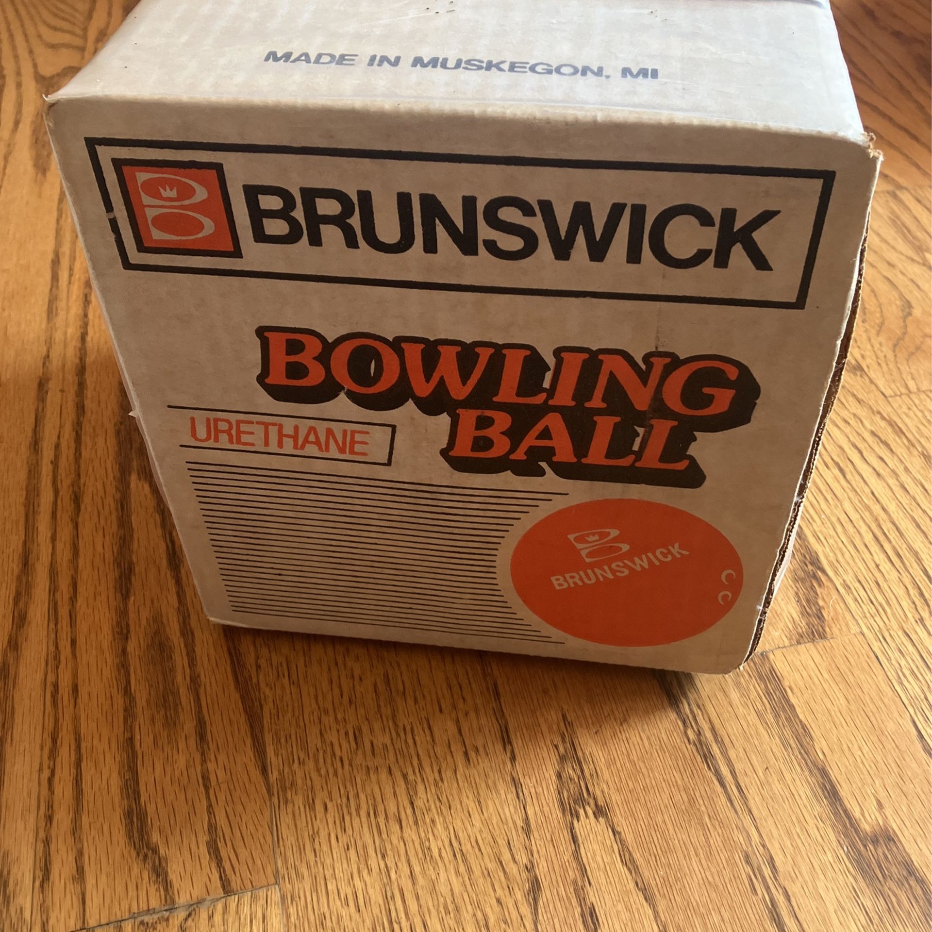 Brunswick Bowling Urethane Ball