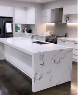 Custom Kitchen Cabinets