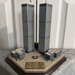 Danbury Mint: 9/11 World Trade Center, Commemorative Memorial Figure