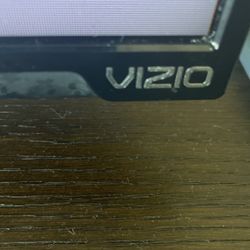 55in Smart Vizio TV … Great Picture …works well… No Remote 