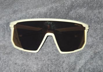 Tifosi Moab cycling sunglasses