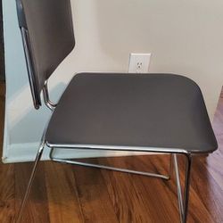 Steelcase Max Gray Guest/Office Stacker Chair