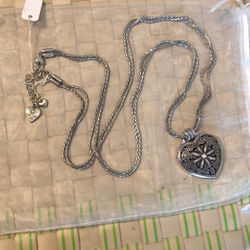 Brighton Necklace Hard Whit A Lock 