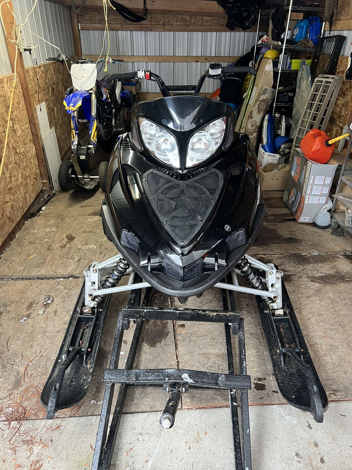 Prestine M7 With Only 870 Miles