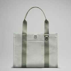 Lululemon Two-Tone Canvas Tote Bag 10L