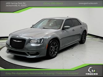 2018 Chrysler 300