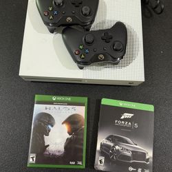 XBOX One S 1 Tb 2 Controllers & Two Games