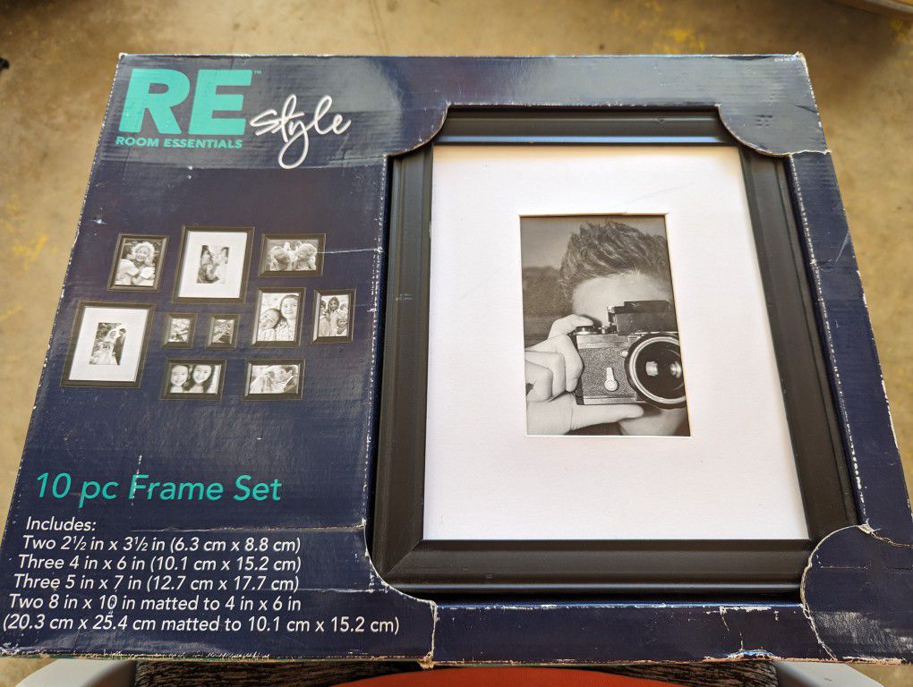 Set Of 10 Picture Frames 