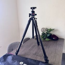 Manfrotto 290 Xtra Aluminum 3-Section Tripod Kit with Ball Head