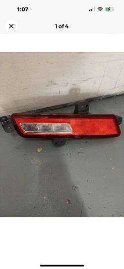 2022-2023 Jeep Grand Wagoneer Right Passenger Side Reflex Lamp LED, OEM