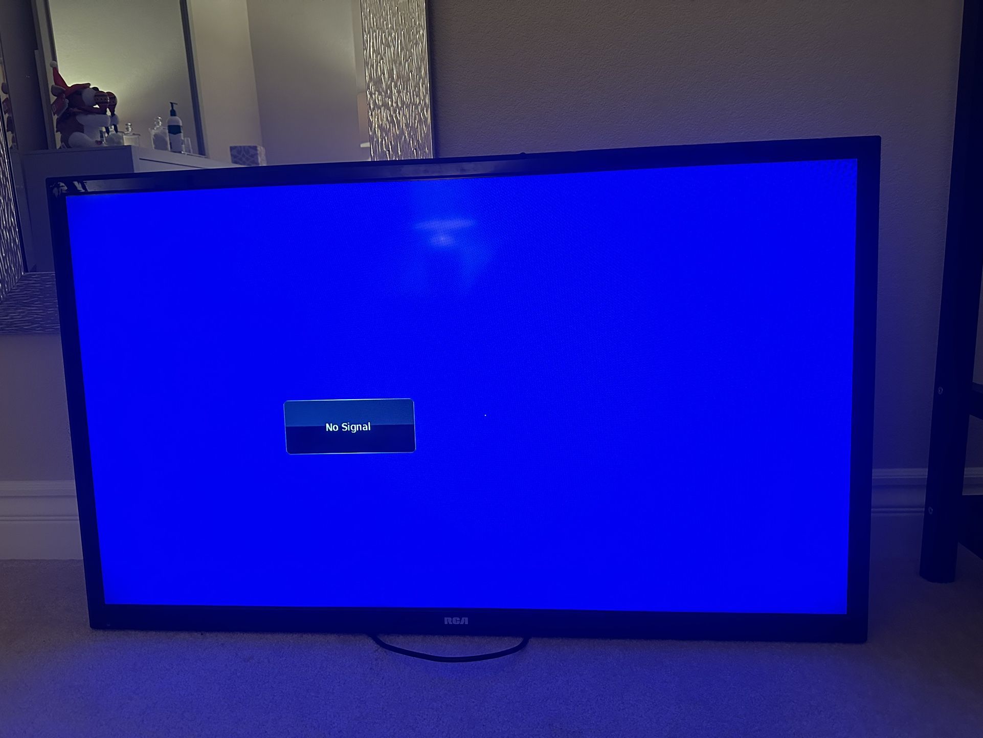 Television AND Apple TV