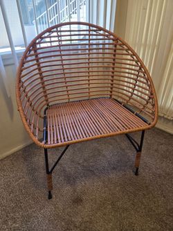 Rattan Wicker Accent Chair with Metal Legs