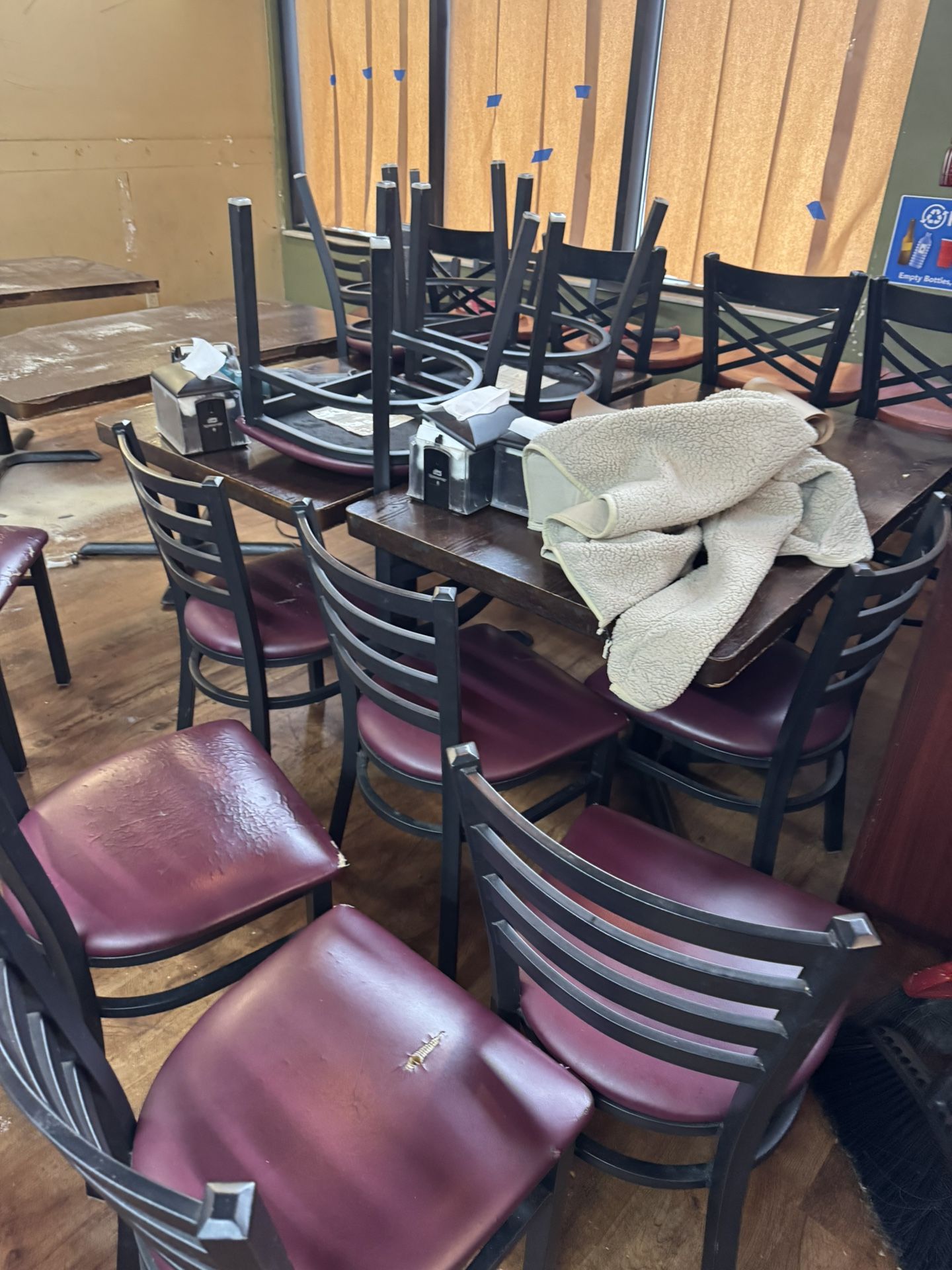 Selling Restaurant Table