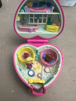Polly Pocket 1993 Pet Parade Precious Puppies
