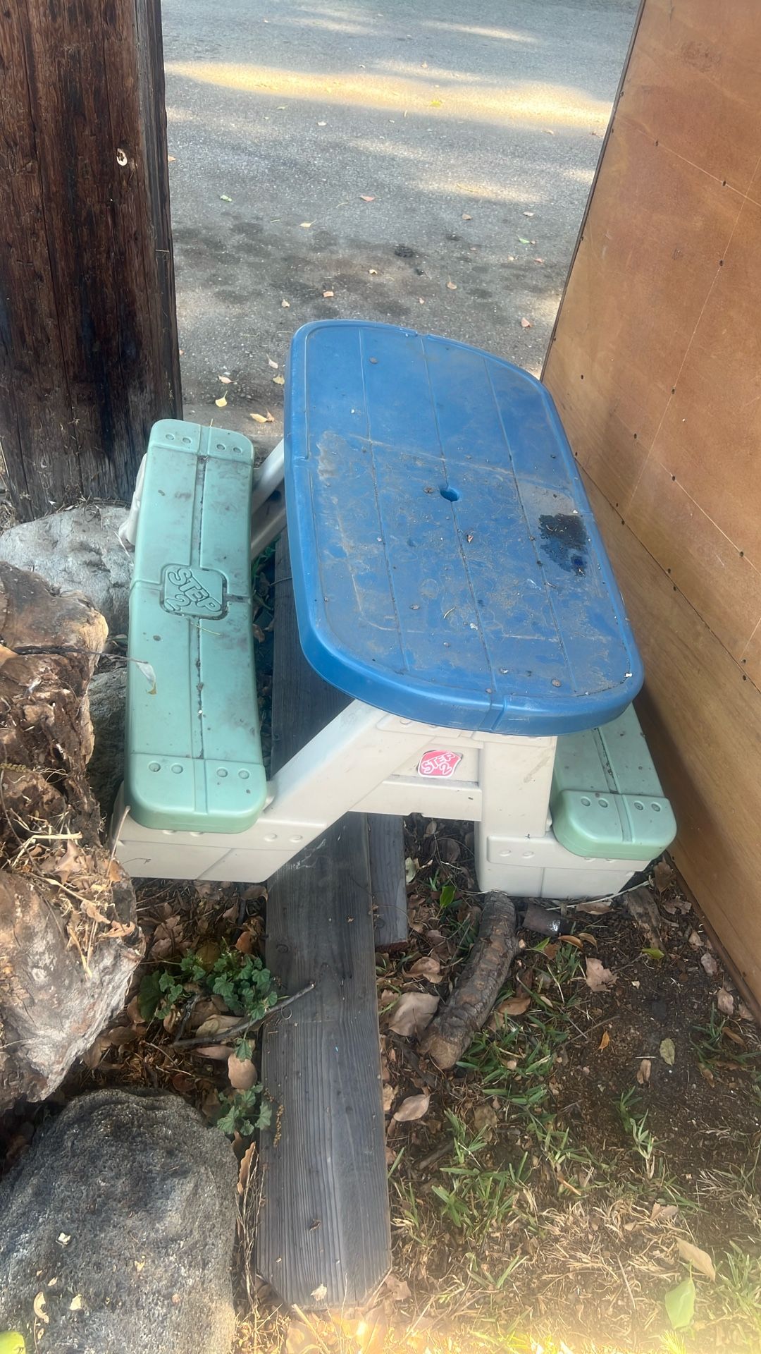 Free Kids Table To Toddlers
