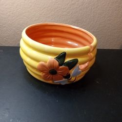 EXQUISITE Art Studio Ceramic 6" Yarn Bowl