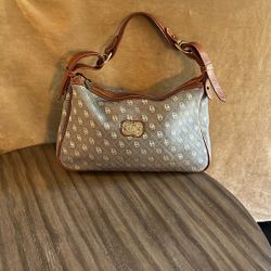 Dooney and Bourke purse/bag