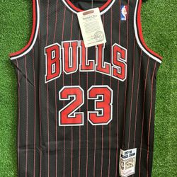 MICHAEL JORDAN MITCHELL & NESS JERSEY BRAND NEW WITH TAGS SIZES MEDIUM, LARGE AND XL AVAILABLE 