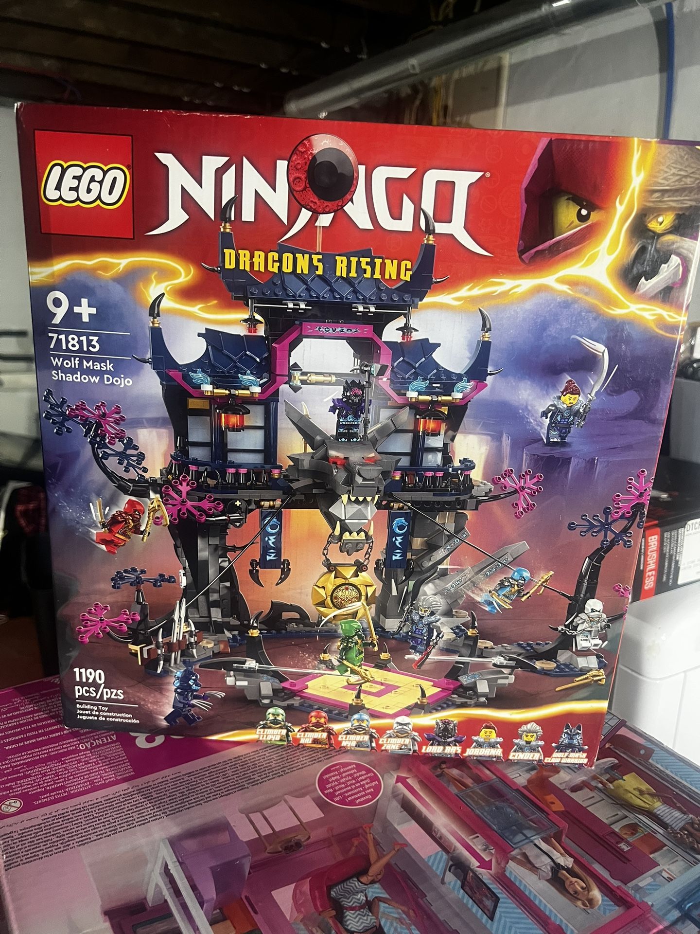 LEGO Ninjago - Wolf mask Shadow Dojo