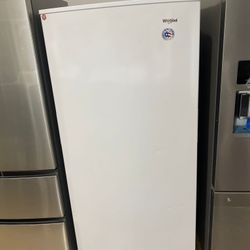 Upright Freezer Whirlpool 