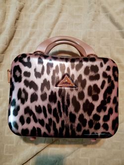 Triforce "Cape Town " hardside makeup travel bag, like new condition , 12 in by 9 in . Firm price