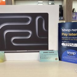 MacBook Pro M5 32GB Ram 1TB SSD 14” Nano texture Display