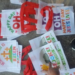 36 Inspirational Gift Bags Approximately 7.5x8 Inches 