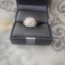 10K YELLOW GOLD LAB GROWN DIAMOND  RING SIZE 6