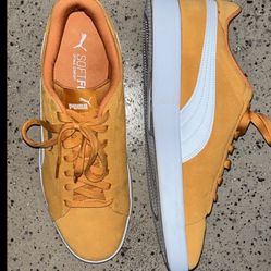 Black Friday Sale! Size 12 Puma Suede Shoes 