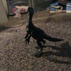 Therizinosaurus Toy 