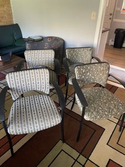 4 Nice Twin Chairs Moving need to go FAST