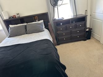 Queen Captains Bed/ dresser
