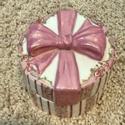 Ardleigh Elliott “Always My Daughter” Porcelain Music Box