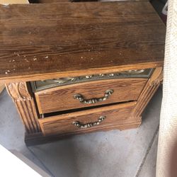 End Table With Drawers $5