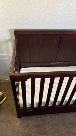 Baby crib