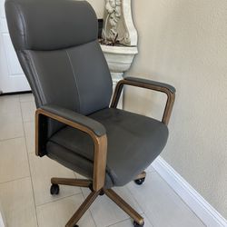 Genuine Leather Executive Office Chair 